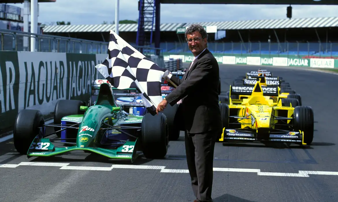 Eddie Jordan, ex-chefe de equipe e descobridor de talentos, morre aos 76 anos